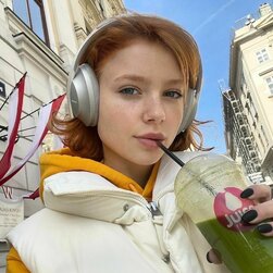 Ich bin das rothaarige Baby