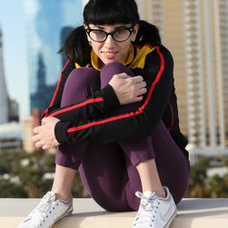 Paisley Osiris’ Big Tits Pop in Glasses for Outdoor Amateur Tease