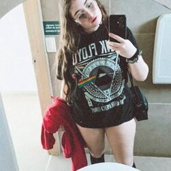 Colegiala tetona