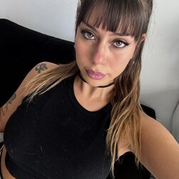 Thick Spicy Latina Ready to Drive You Absolutely Crazy