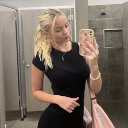 Gym Bunny Amy Teasing for Bulls at the Fitness Center