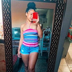 Naughty Slut Begs to Get Leaked ????