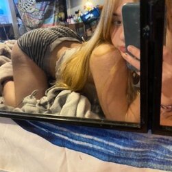 Bath Babe: Wet, Naked, and Fingerfucked to Tears