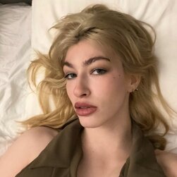 Leaked Lovebird Facial: Covered in Sticky Cumshot