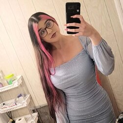 Busty Guatemalan Girl Showing Her Giant Natural Tits In Stunning Poses