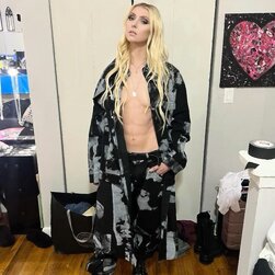 Taylor Momsen Gets Wild And Seductive Behind Closed Doors