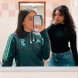 Algerian Big Booty Babe Snaps Nude And Teases You