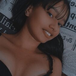 Horny Little Novinha Gets Caught Showing Off Her Wet Pussy