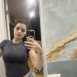 Arriscando Andrea por repostagem