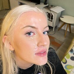 Precious bitch Facial