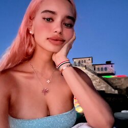 Seductive Babe Ready to Please Every Desire