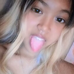 Tight Japanese Girl With Juicy Fat Booty Teasing