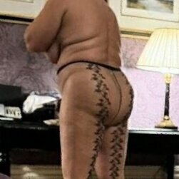 Thick Texan Realtor Turns Into a Naughty BBW Slut