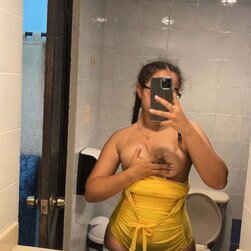 Dominican Latina Hussy Showing Off Her Feet in New York Heat