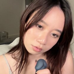 Tasty Korean ABG Giving the Sluttiest JOI Ever