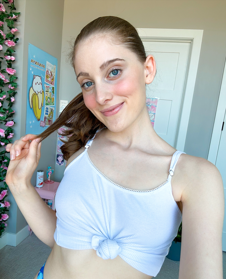 Perfect Model Flashing Her Tight Ass and Luscious Curves in Sexy Outfits Perfect Model Flashing Her Tight Ass and Luscious Curves in Sexy Outfits