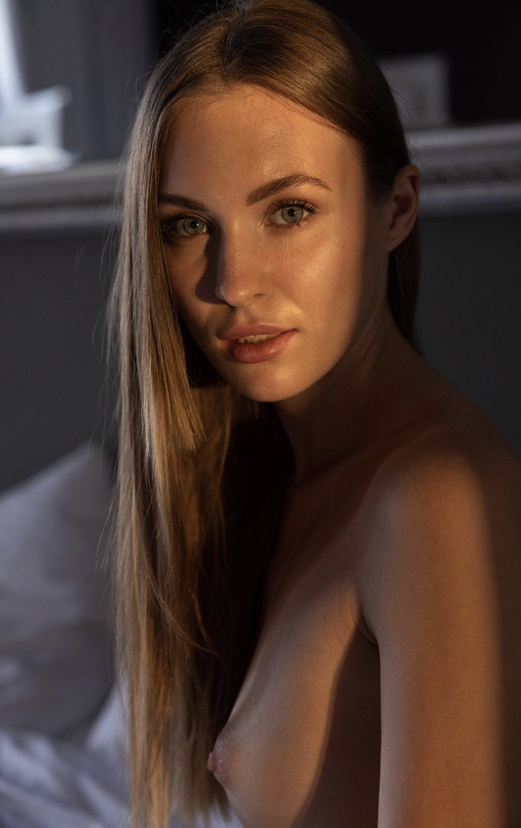 Toda natural hottie Mencía Francis poses desnuda remonstrance&defiance en su gorgeous underwea Toda natural hottie Mencía Francis poses desnuda remonstrance&defiance en su gorgeous underwea