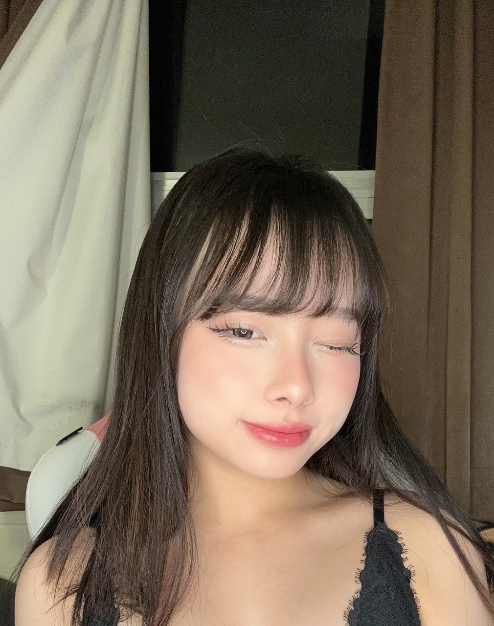 A inocente namorada oriental Mya Mira exibe o seu suculento rabo numa adorável compilação de roupa interior A inocente namorada oriental Mya Mira exibe o seu suculento rabo numa adorável compilação de roupa interior