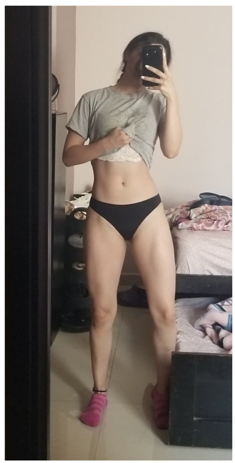 Latina webslut Cathy shows off in hot selfies 15