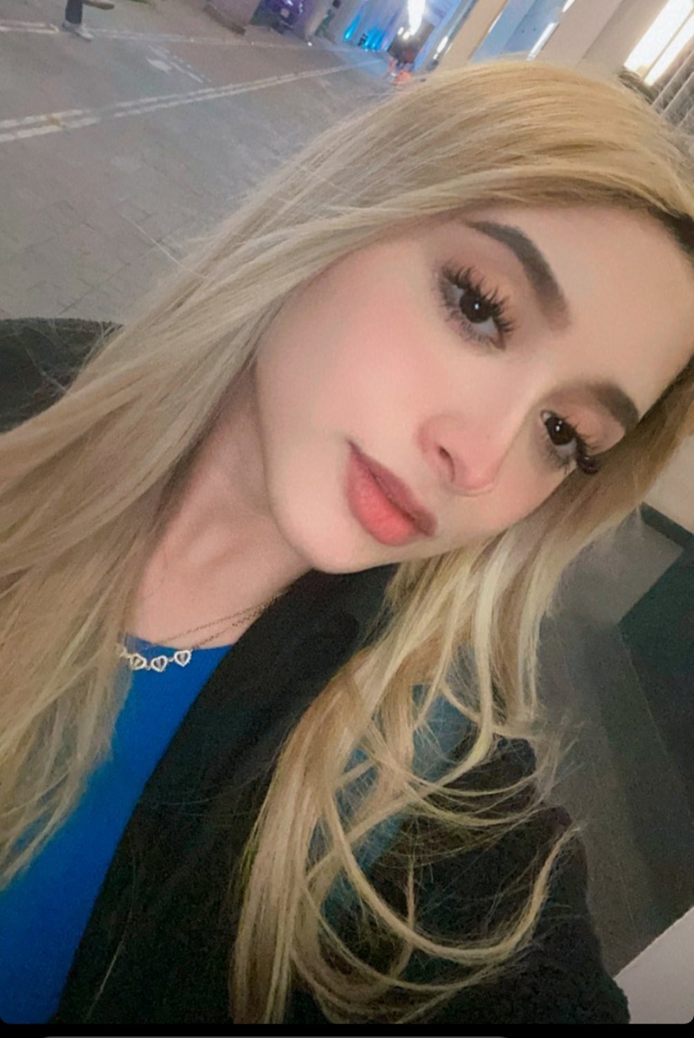 Latina webslut Cathy shows off in hot selfies 28