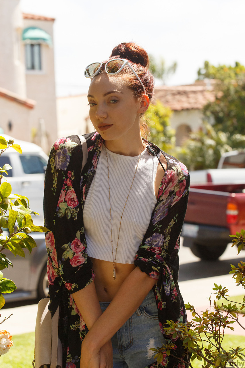 La actriz principiante Ivah Anseline se pone traviesa en su recopilación privada La actriz principiante Ivah Anseline se pone traviesa en su recopilación privada