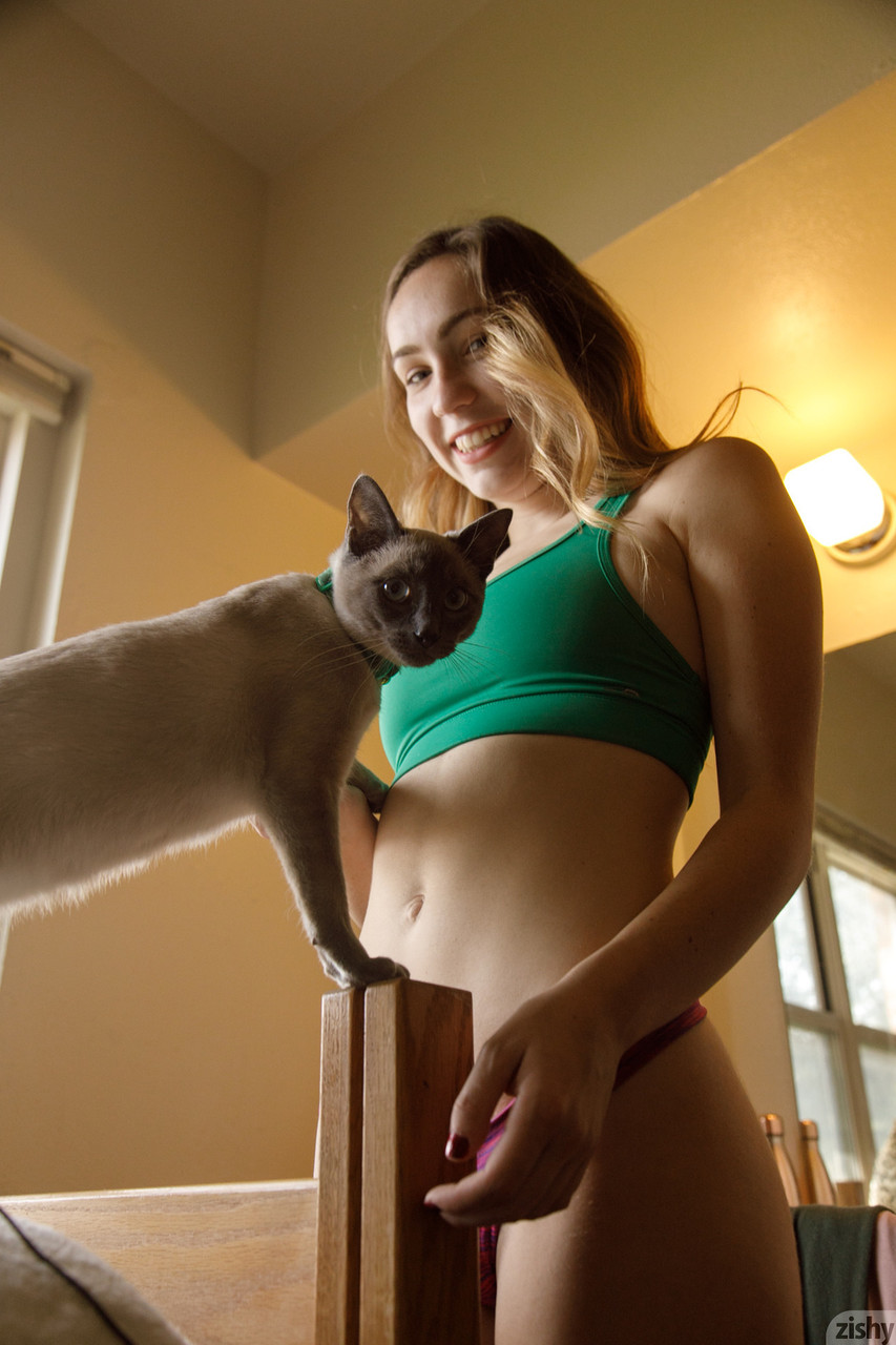 Mallory Christopher’s Big Tits Pop as She Rubs in Panties Tease Mallory Christopher’s Big Tits Pop as She Rubs in Panties Tease
