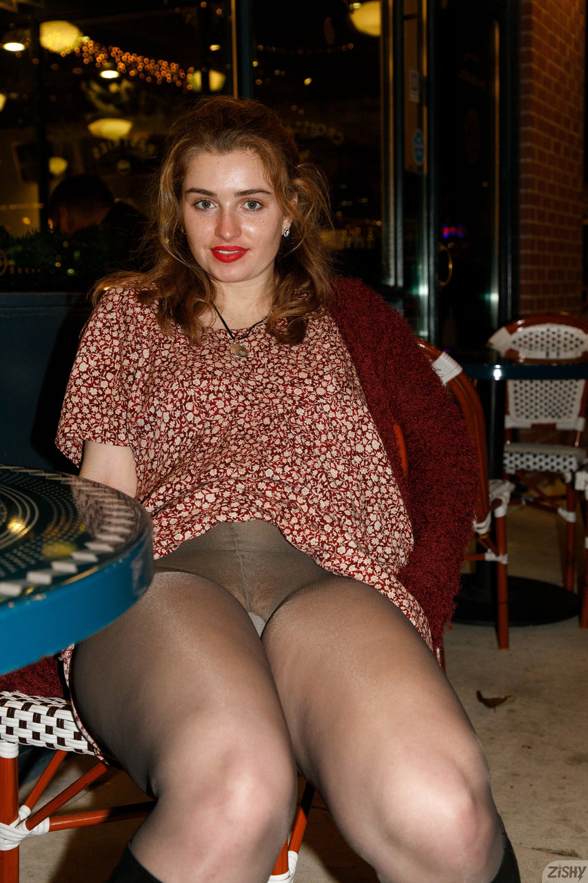 Greta Yarbrough’s Big Tits and Round Ass Pop in Dress Tease Greta Yarbrough’s Big Tits and Round Ass Pop in Dress Tease