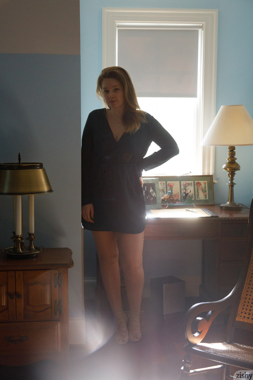 Polish Fawn Richfield’s Natural Tits and Big Butt Glow in Brunette Tease Polish Fawn Richfield’s Natural Tits and Big Butt Glow in Brunette Tease