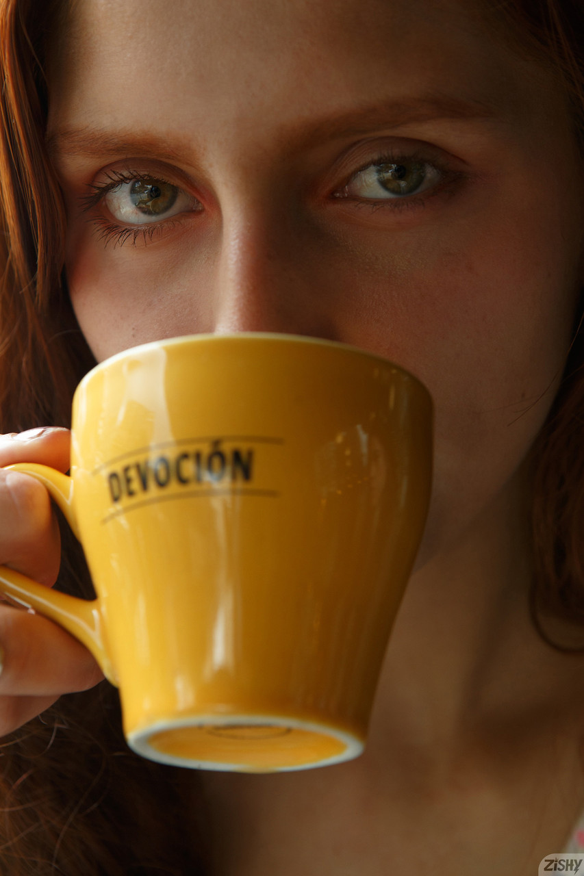 Zishy’s Rosa Calderón and Zaheera June Dazzle in Beautiful Babe Tease Zishy’s Rosa Calderón and Zaheera June Dazzle in Beautiful Babe Tease