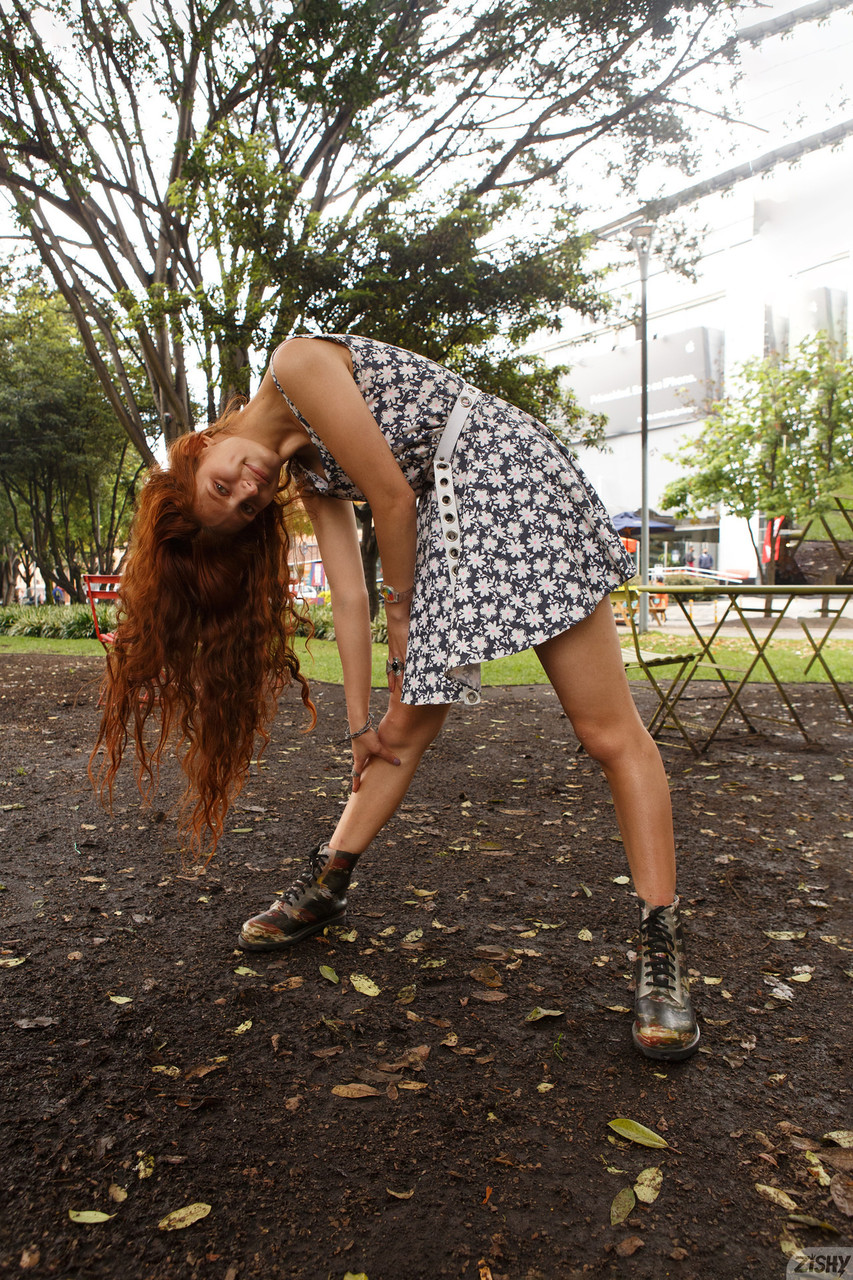 Zishy’s Rosa Calderón and Zaheera June Dazzle in Beautiful Babe Tease Zishy’s Rosa Calderón and Zaheera June Dazzle in Beautiful Babe Tease