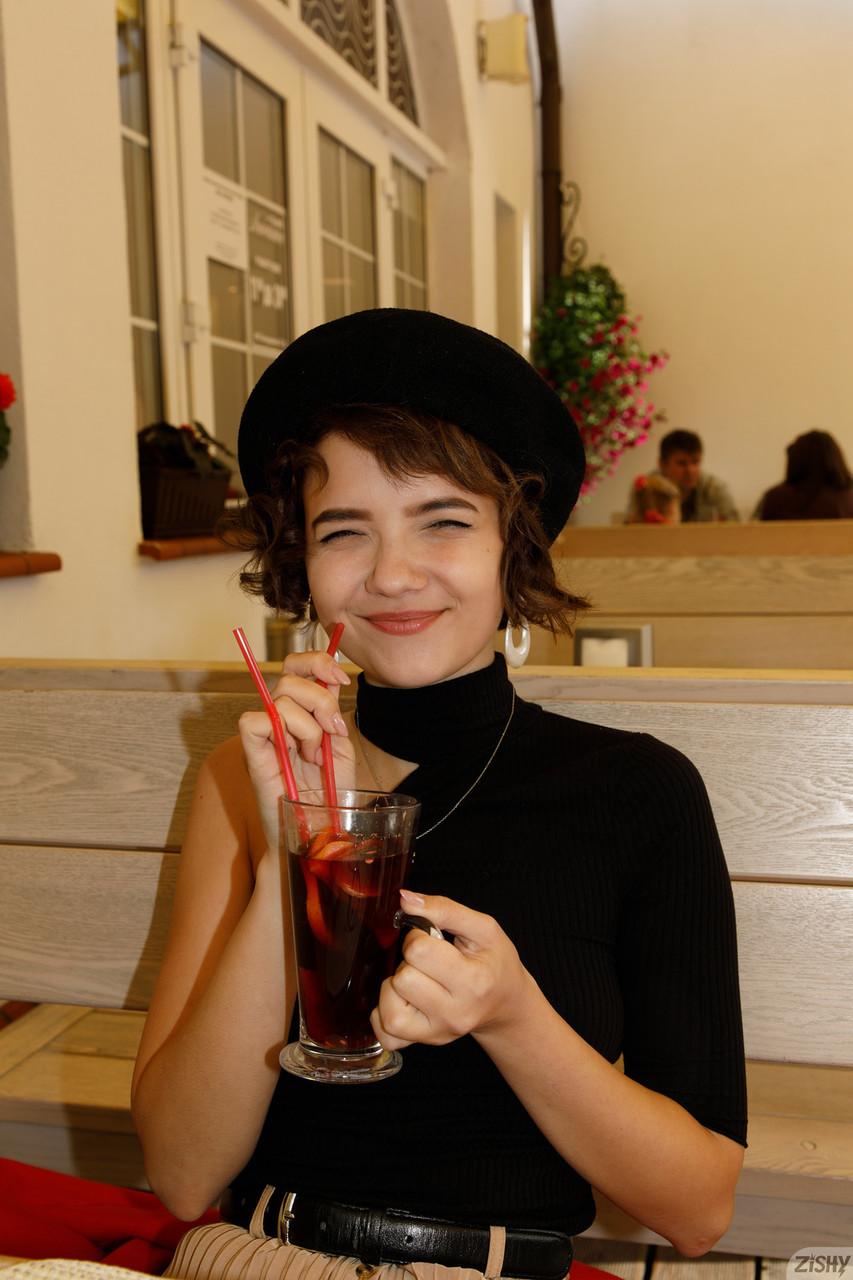 Zishy’s Victoria Minina Brings Beautiful Babe Heat in Amateur Tease Zishy’s Victoria Minina Brings Beautiful Babe Heat in Amateur Tease