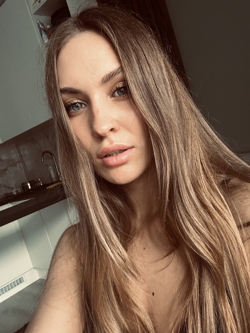 Mencia Francis Shines in Luxurious Outdoor Lingerie Compilation Mencia Francis Shines in Luxurious Outdoor Lingerie Compilation