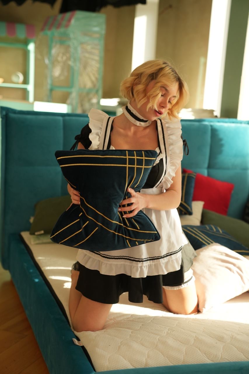 Traviesa ama no profesional Beghe B confiesa sus tetas follables & toca su vagina Traviesa ama no profesional Beghe B confiesa sus tetas follables & toca su vagina