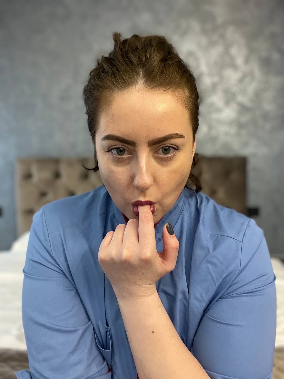 A donzela rechonchuda de OnlyFans, Kristi KKK, revela as suas mamas grandes e o seu buraco do cu num solo A donzela rechonchuda de OnlyFans, Kristi KKK, revela as suas mamas grandes e o seu buraco do cu num solo