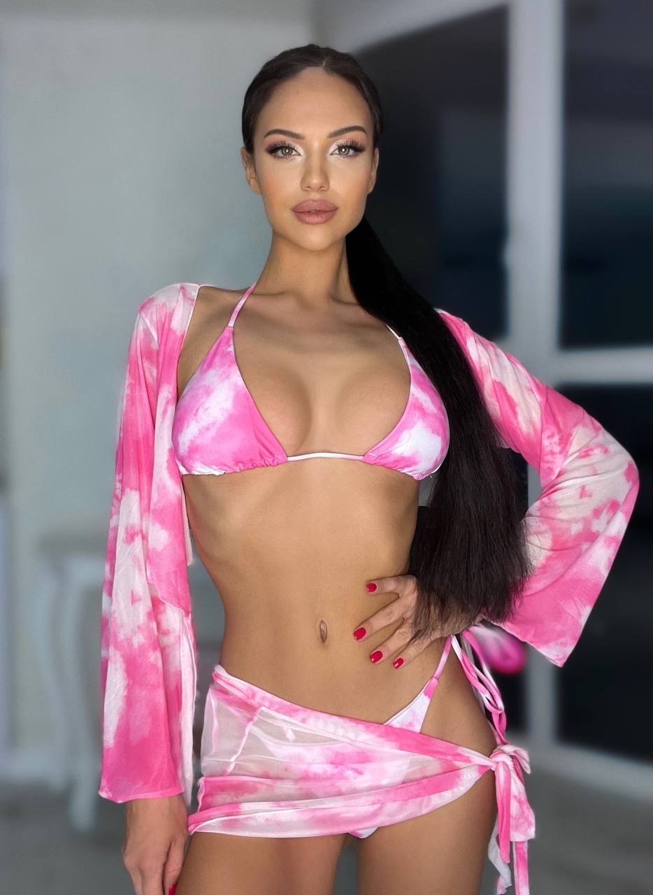 La excitante doncella de OnlyFans, Anastasia Vi, descubre su delicioso cuerpo en adorables conjuntos La excitante doncella de OnlyFans, Anastasia Vi, descubre su delicioso cuerpo en adorables conjuntos