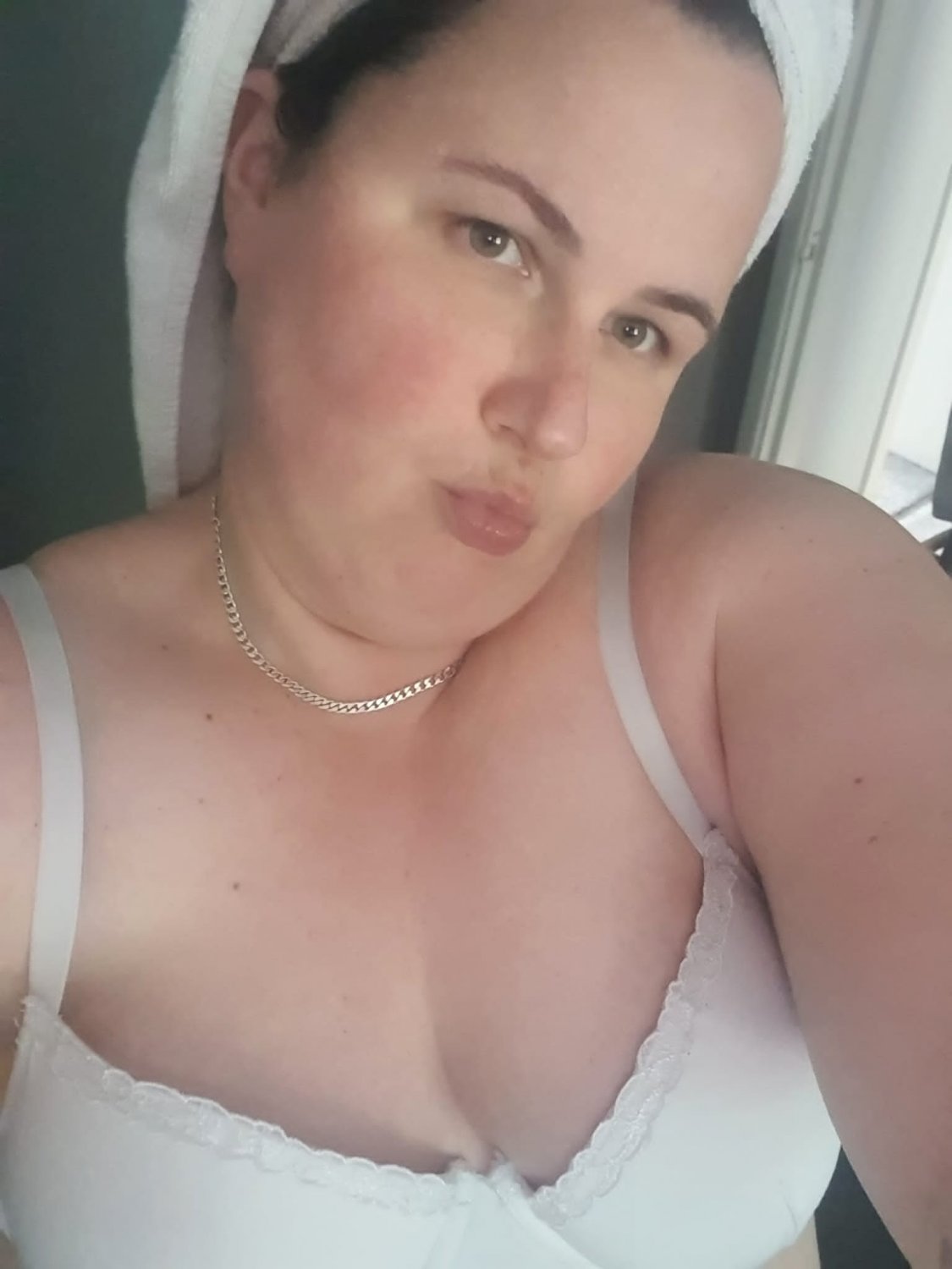 Die Frau eines Freundes hat vor ein paar 12