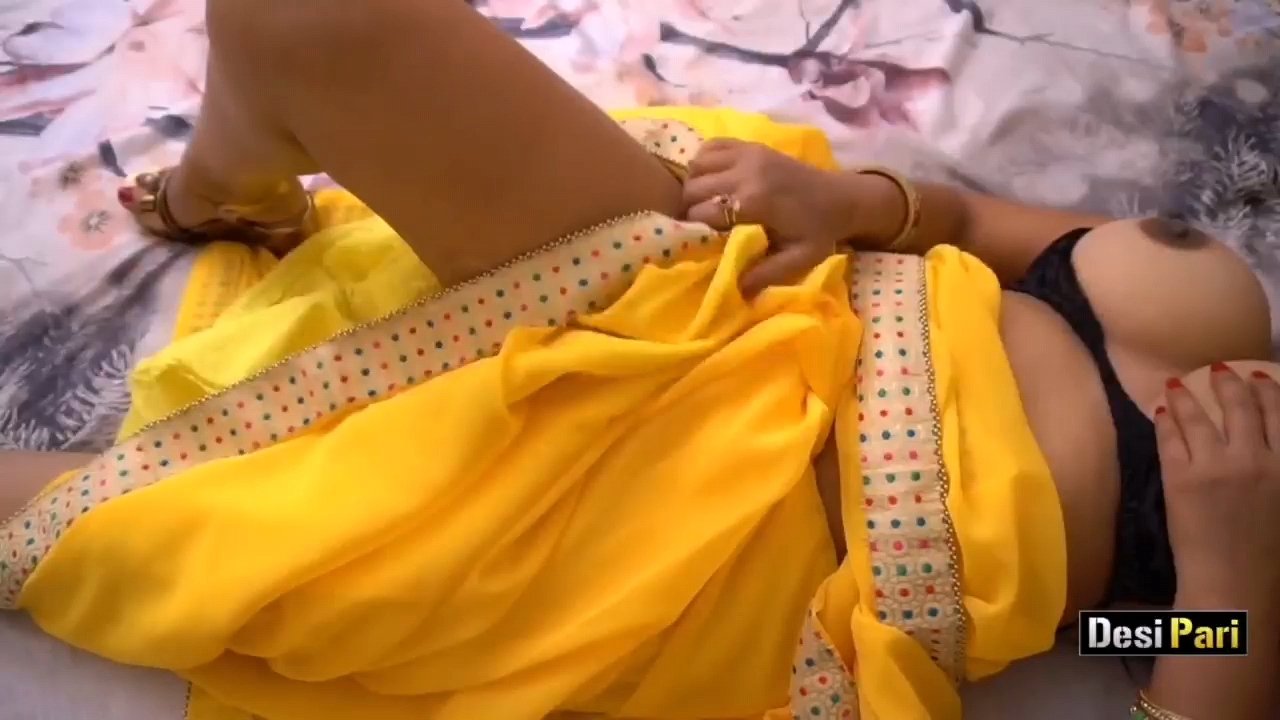 Nri Desi Amazing Saree Tits 2