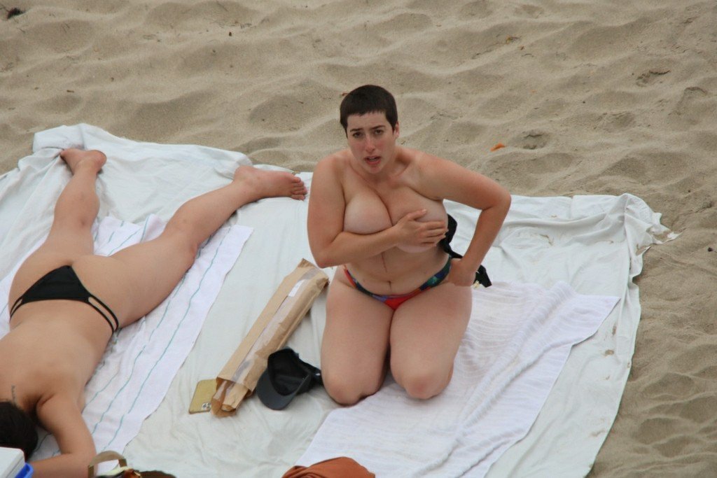 Chunky Amateur Babe Flaunts Massive Tits in Busty Homemade Show 14