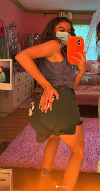 Madison Bailey’s Booty Shakes in Every Step 2