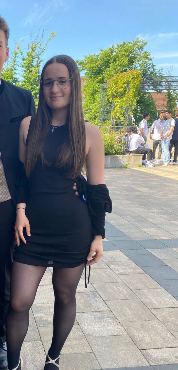 Eingereicht und riskiert Lass. Hast du auch Lust, dein Modell herauszufordern? DM mich 1