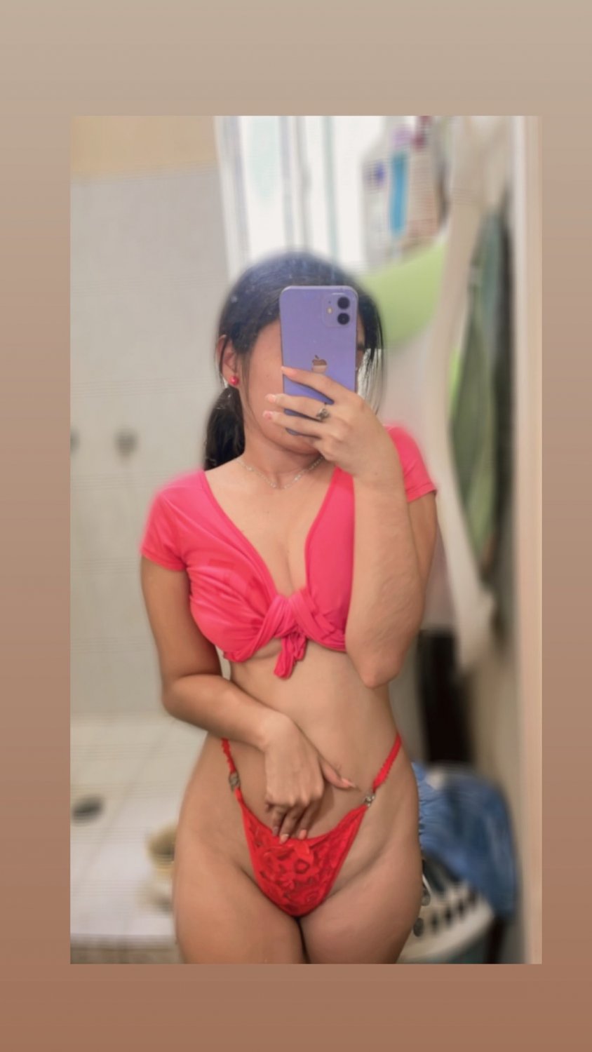 Girlfriend Ready for Her Most Intimate Moments 4