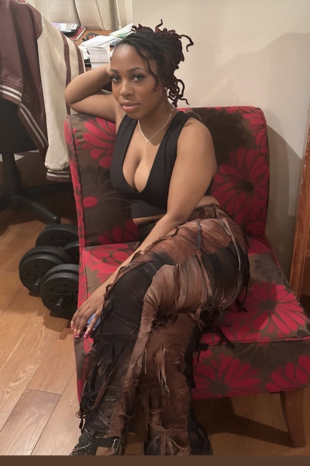 Exuberante actriz negra 50