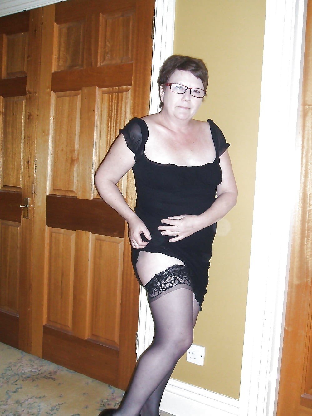 Suzy the Mature MILF You’ve Been Dreaming About 27