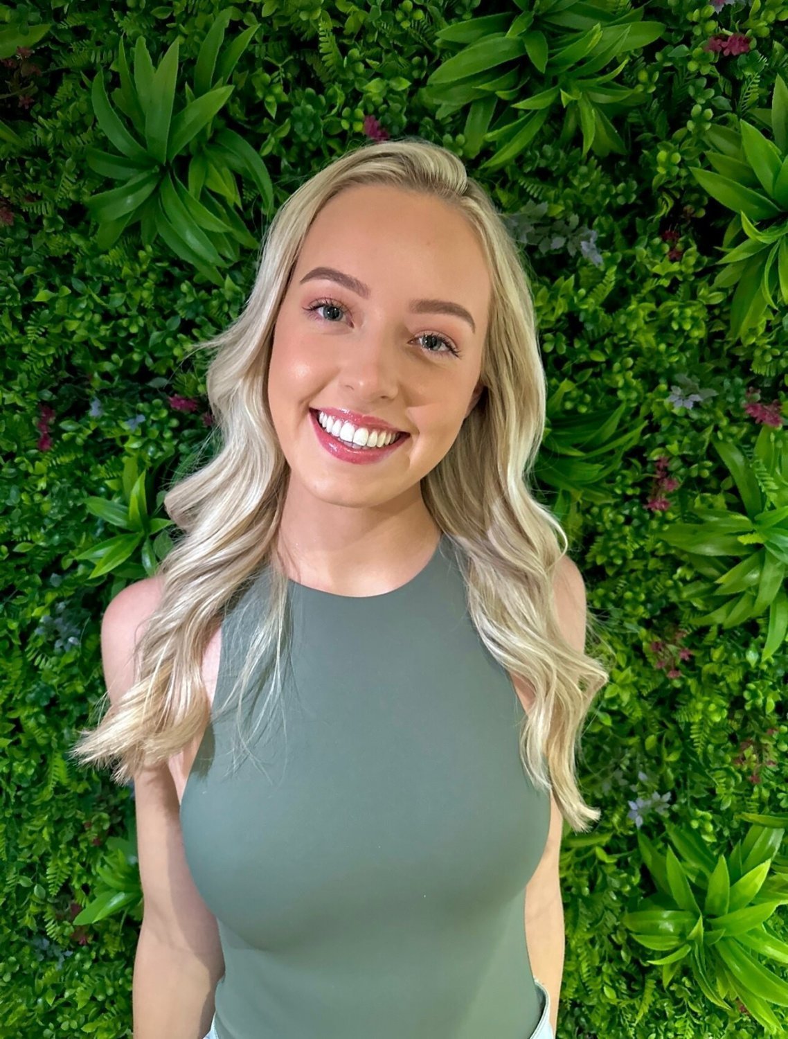 Blonde Cutie Obeycardi Shares Her Naughty Secrets 18