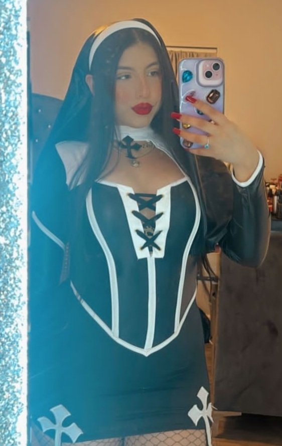 Przez Lexxi w sukience 1