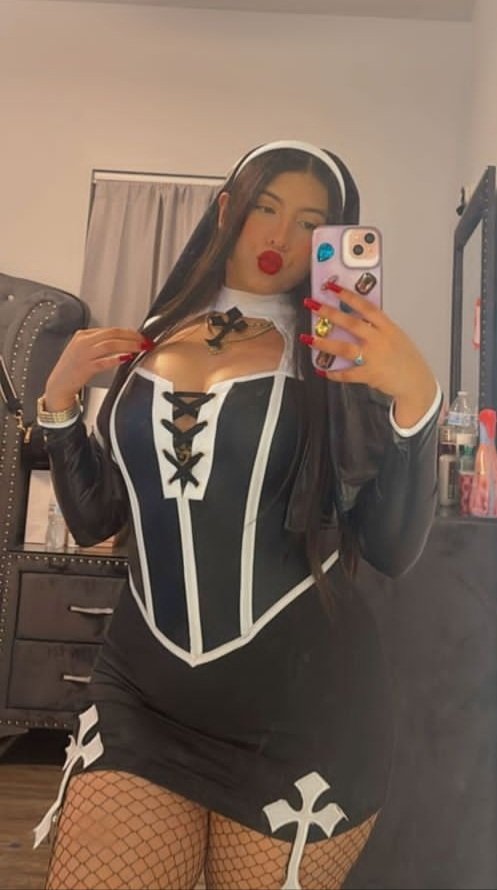 Przez Lexxi w sukience 12