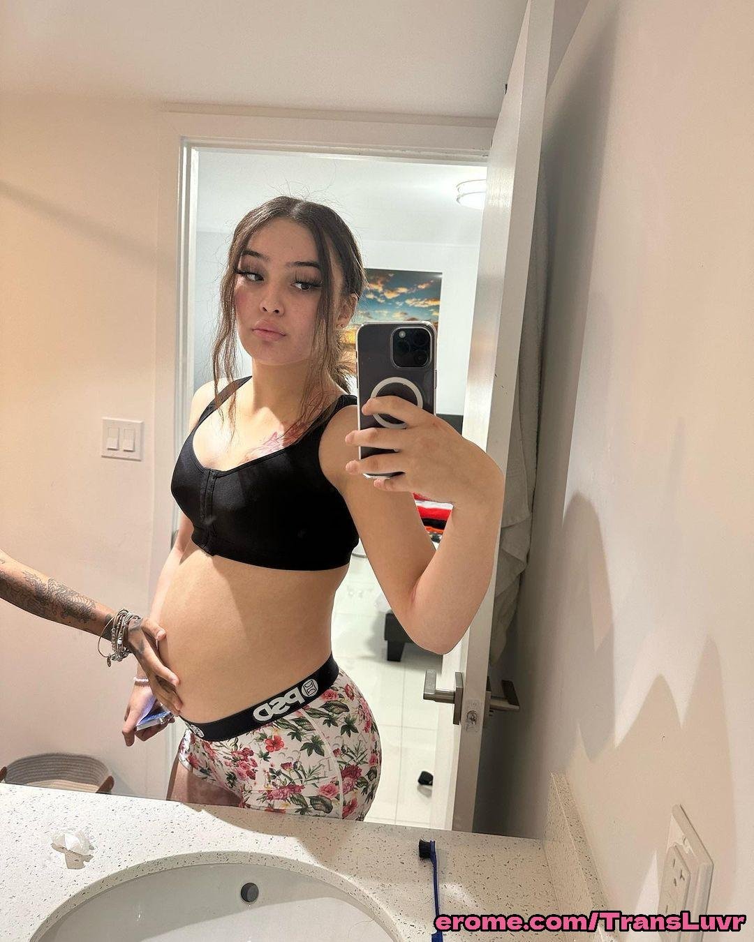 Baddie Oriental Latina Trans Fucked By BBC In Missionary [Blowjob, Femboy, Shemale, Tranny, Trap, Feet] 54