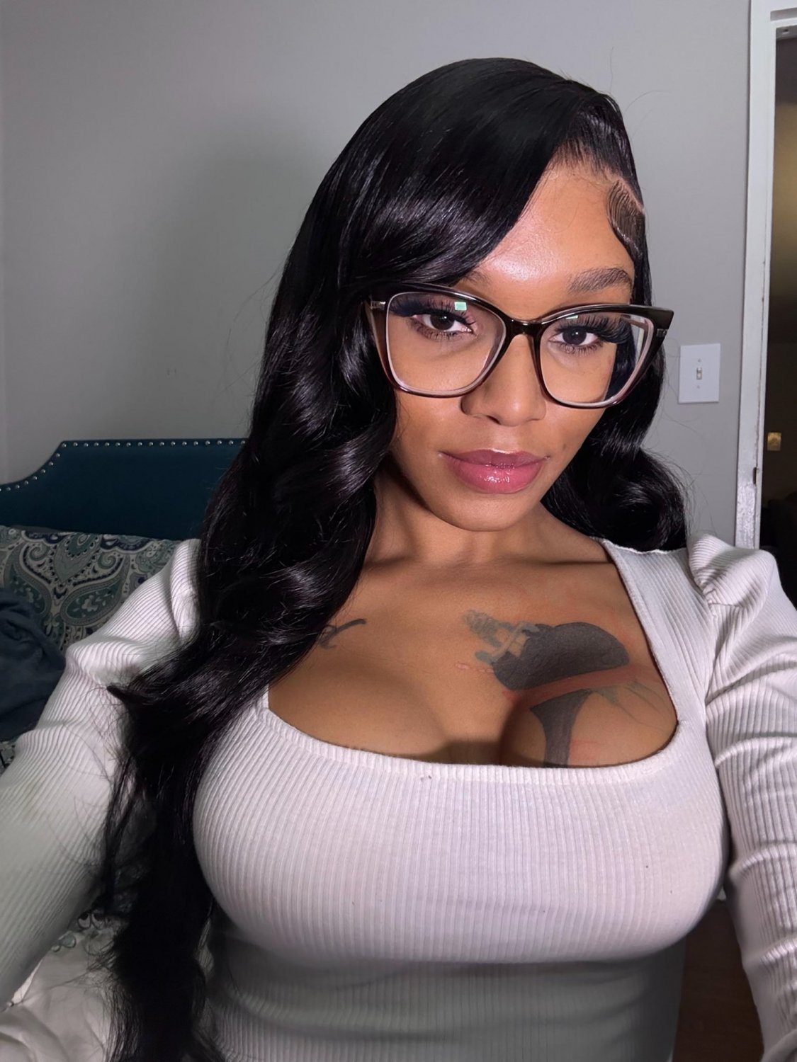 Big A-hole Ebony Trans Model - bust4liyah [femboy, ladyboy, shemale, sissy, trap, tgirl, trans, trans]. 4