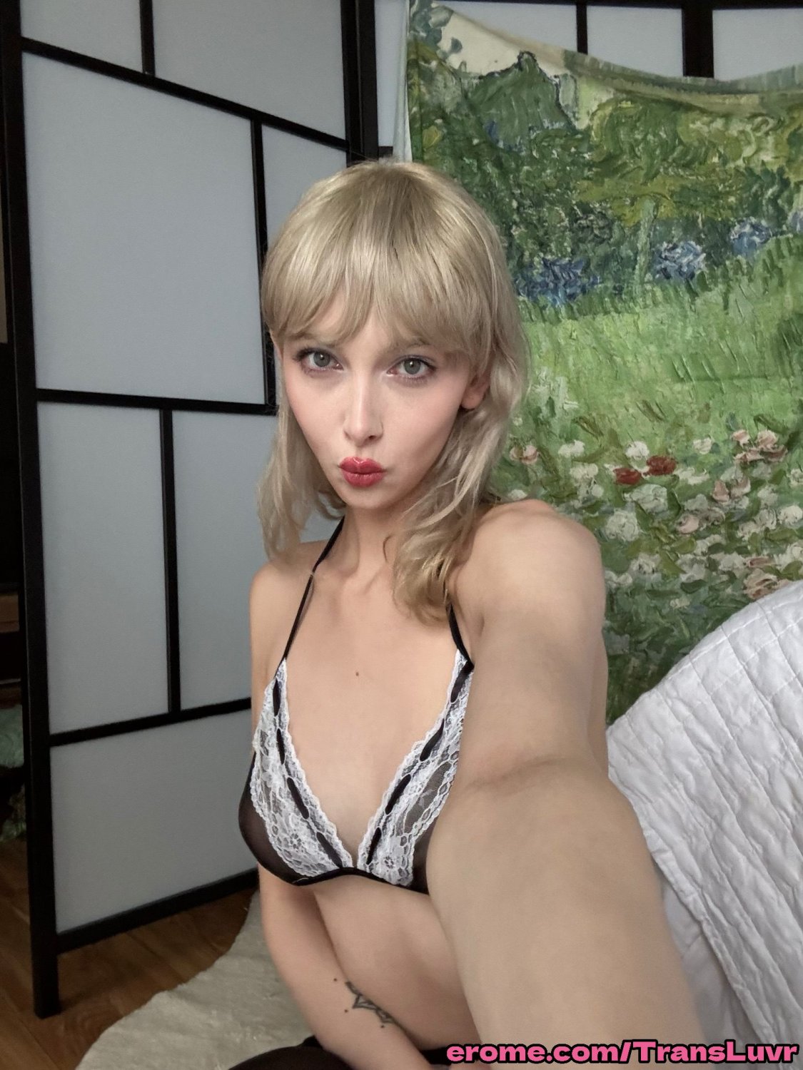 İnce Sarışın Trans Misyonerlikte Ele Alınır - Femboy, Travesti, Tranny, Tuzak, Tgirl, Ts, Blowjob 12