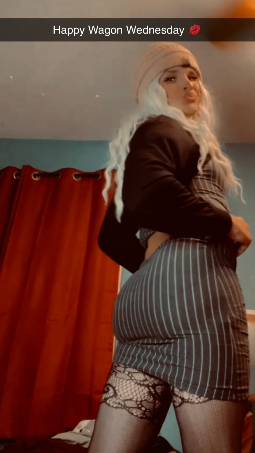 Thick CD Worships BBC [ tgirl, ts, sissy, shemale, trap, ladyboy, tranny, femboy, Trans ] 27